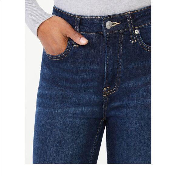 Free Assembly Women’s High Rise Skinny Jeans - Picture 4 of 5